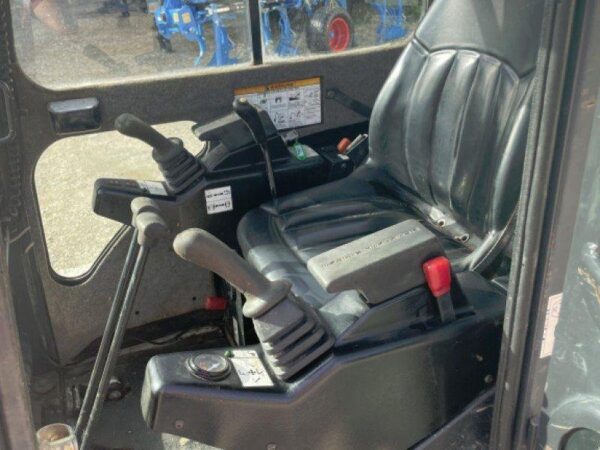 Mini Pelle BOBCAT 323 / 1,6 T - Image 10