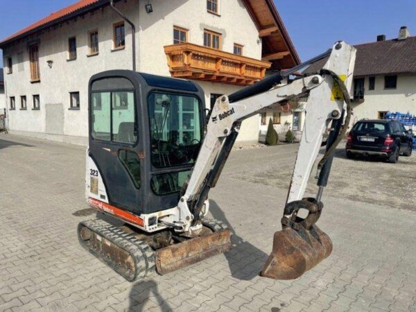 Mini Pelle BOBCAT 323 / 1,6 T