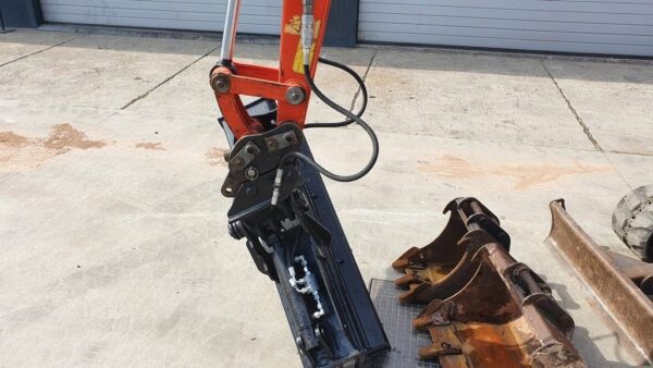 Mini pelle Kubota KX71-3 / 2,8 T - Image 3