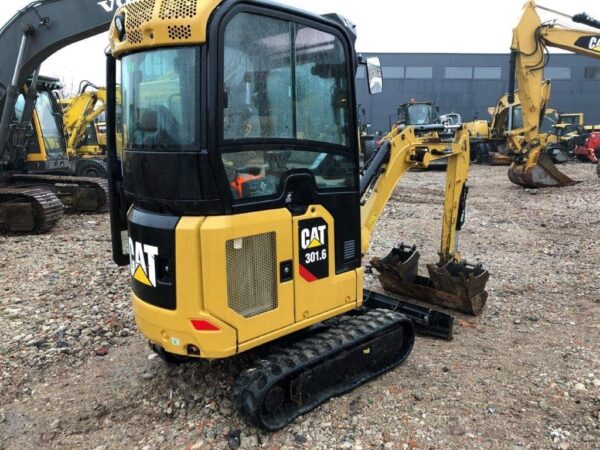 Mini pelle Caterpillar 301.6 / 1,7 T - Image 6