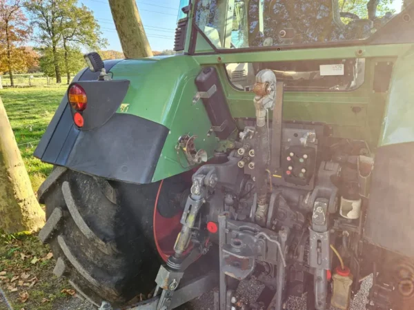 Fendt Vario 820 718 818 - Tracteur Agricole Haut de Gamme - Image 16