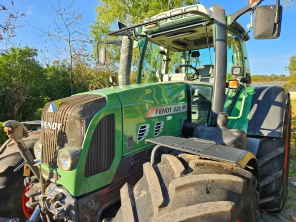 Fendt Vario 820 718 818 - Tracteur Agricole Haut de Gamme - Image 4