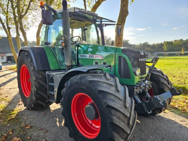 Fendt Vario 820 718 818 - Tracteur Agricole Haut de Gamme - Image 9