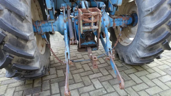 Ford 4600 - Tracteur Agricole Fiable et Performant - Image 7