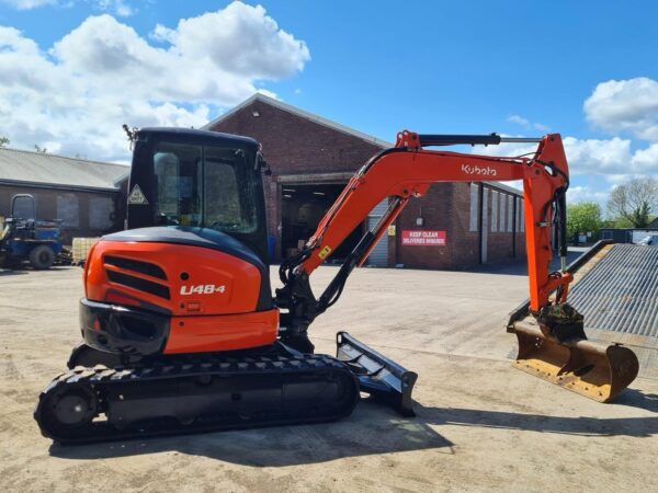 Mini pelle Kubota U48-4 / 5 Tonnes - Image 12