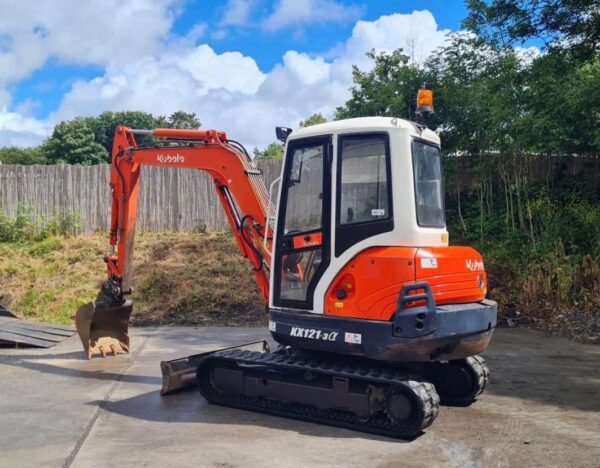 Mini pelle Kubota KX121-3A / 4 Tonnes - Image 3