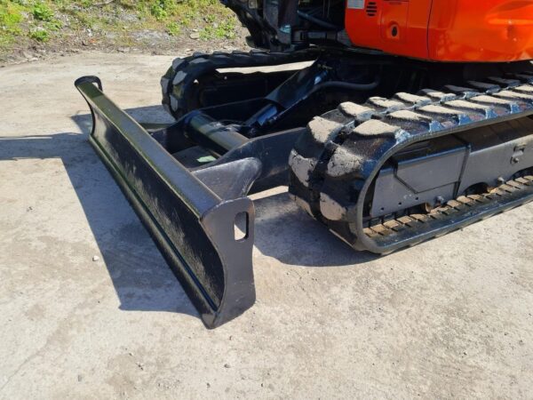 Mini pelle Kubota U48-4 / 5 Tonnes - Image 6