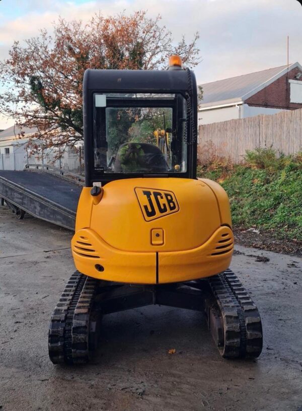 Mini pelle JCB 8027 / 2,7 Tonnes - Image 8
