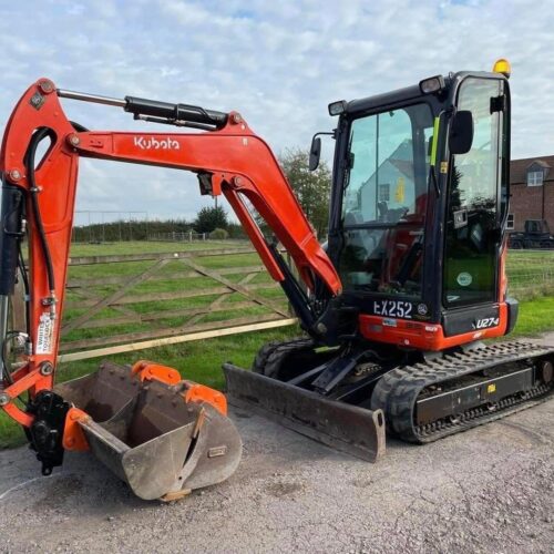 Mini pelle Kubota U27-4 / 2,7 Tonnes