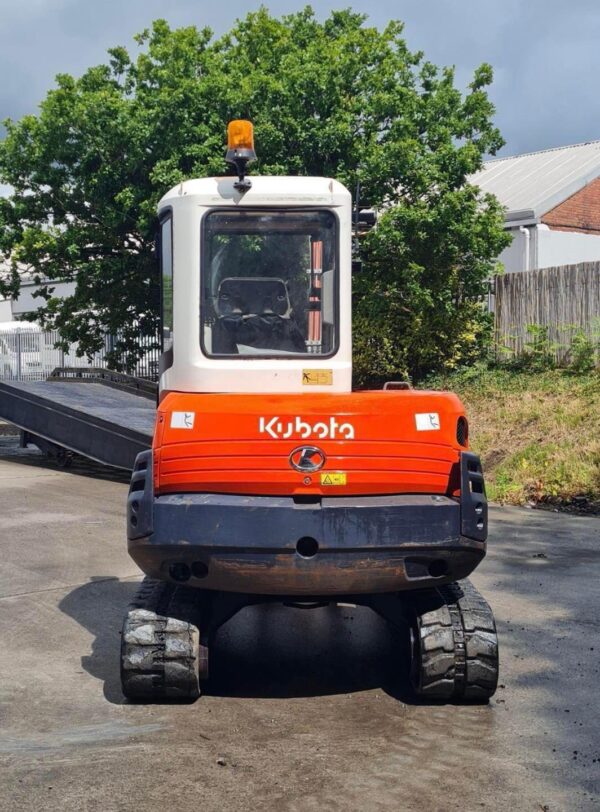 Mini pelle Kubota KX121-3A / 4 Tonnes - Image 10