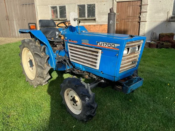 Mini tracteur de jardin Iseki TU1700 - Fiable et abordable - Image 4