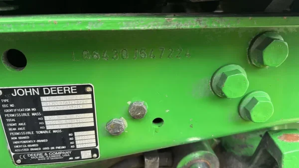 John Deere M1 6430 4X4 - Tracteur Agricole Propre et Fiable - Image 4
