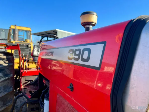 Massey Ferguson 390 - Tracteur Compact - Image 19