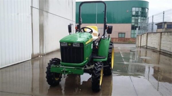Mini tracteur JOHN DEERE 3036E - Image 5