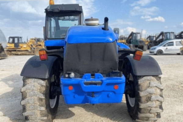 CHARIOT TÉLESCOPIQUE New Holland LM 415 A - Image 7