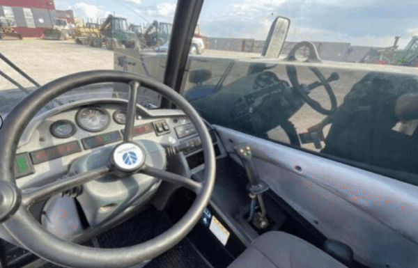 CHARIOT TÉLESCOPIQUE New Holland LM 415 A - Image 6