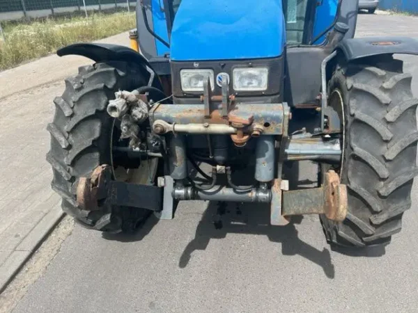 New Holland TL90 - Tracteur Agricole Robuste et Fiable - Image 7