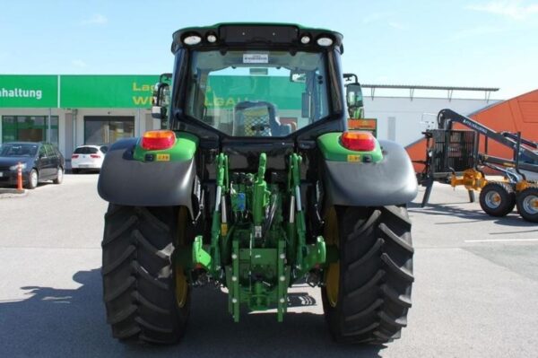 Le Tracteur Agricole John Deere 6090M - Image 5