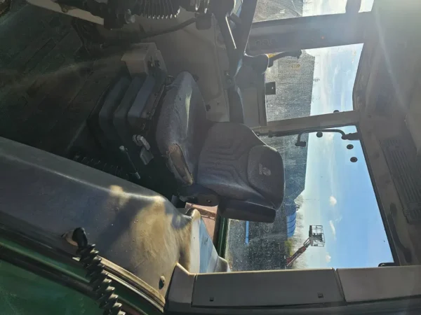 Tracteur Fendt 4WD Farmer 308 C - Performant et Fiable - Image 21