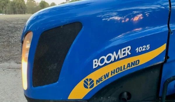 Tracteur New Holland Boomer 1025 - Image 11