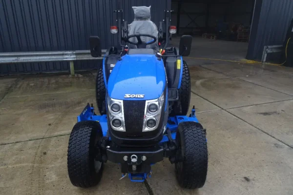 Solis HST26 - Tracteur Agricole Compact et Performant - Image 10