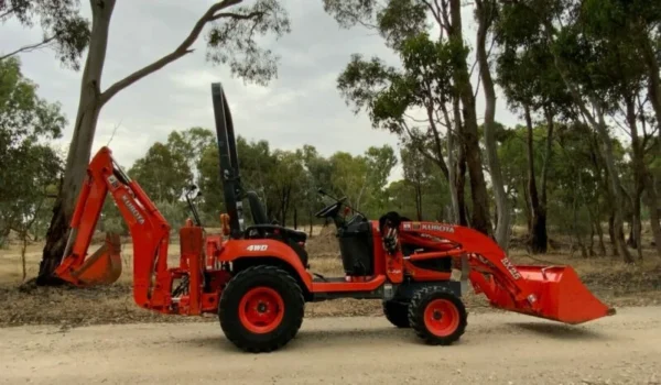 Tractopelle Kubota BX25 - Image 7