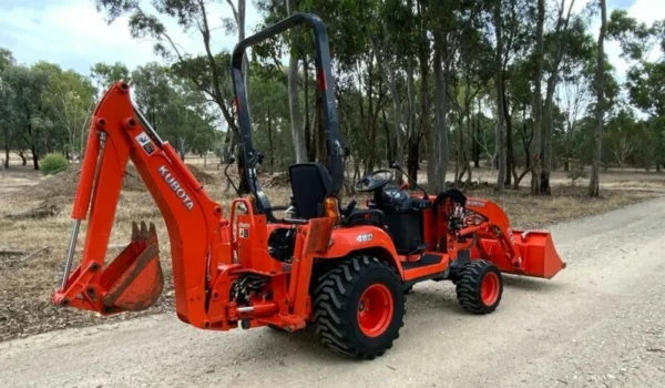 Tractopelle Kubota BX25 - Image 5