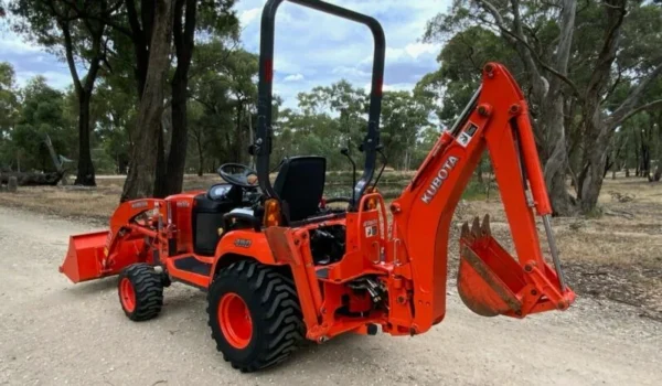 Tractopelle Kubota BX25 - Image 9