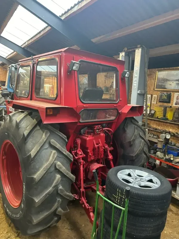 Volvo T800 - Tracteur Ancien en Excellent État - Image 4